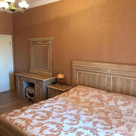 Rustaveli Apartment City Centre Tbilisi Eksteriør bilde