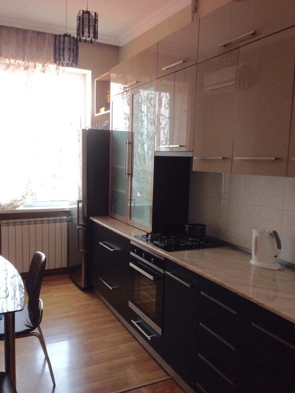 Rustaveli Apartment City Centre Tbilisi Eksteriør bilde