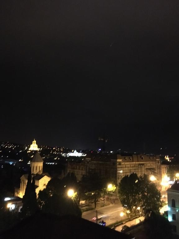 Rustaveli Apartment City Centre Tbilisi Eksteriør bilde
