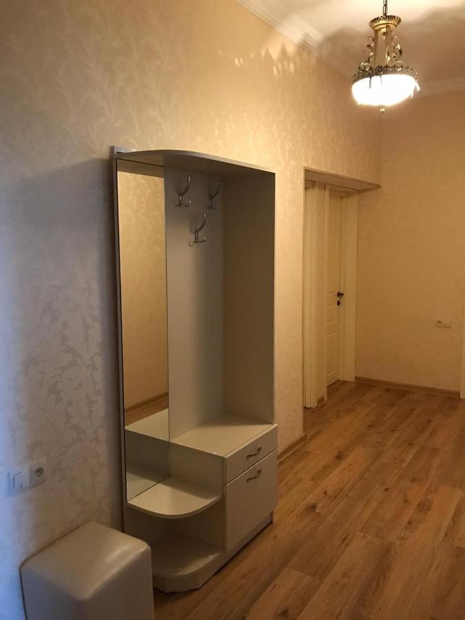 Rustaveli Apartment City Centre Tbilisi Eksteriør bilde