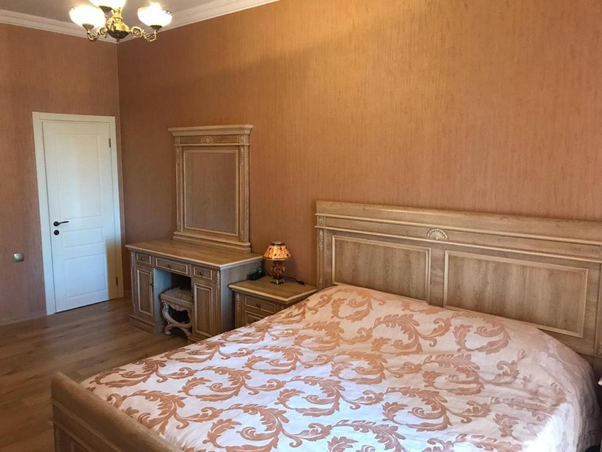 Rustaveli Apartment City Centre Tbilisi Eksteriør bilde